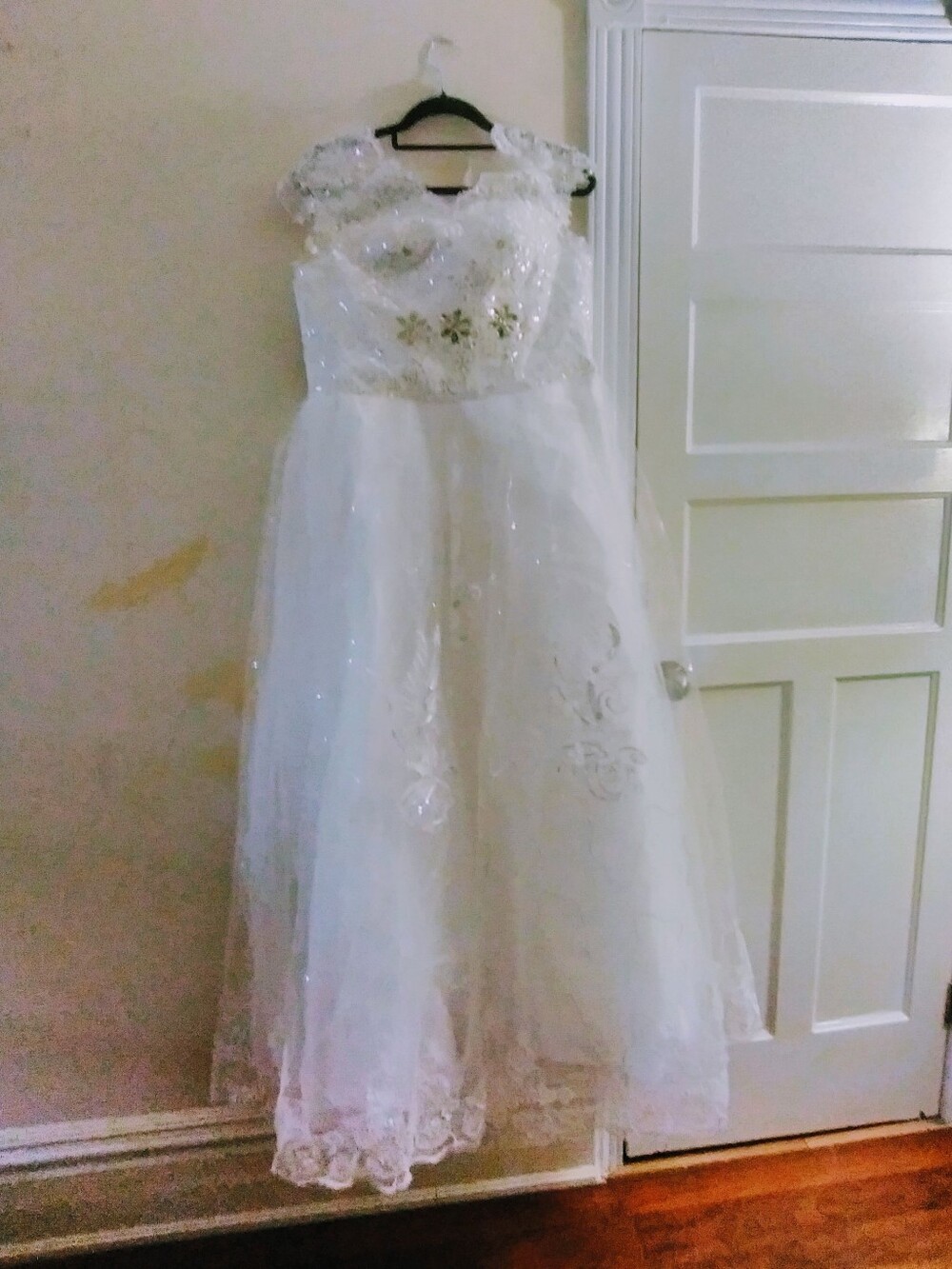 Beaded Lace Illusion White Wedding Dress